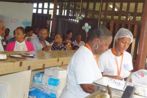 Vente Repas: Yanies et Corine 